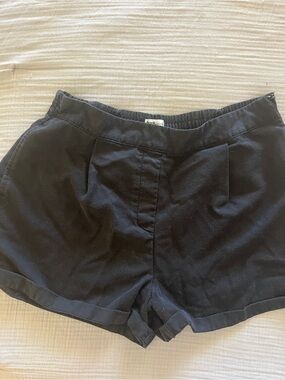 Frank & Oak Black  Pleated Casual Shorts